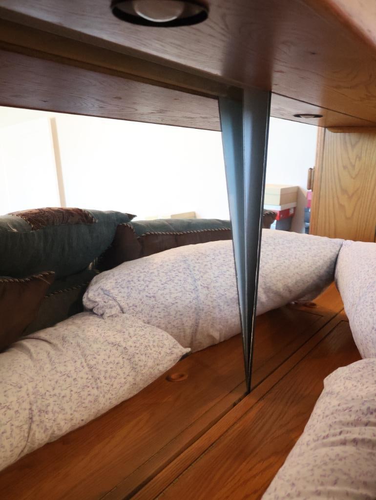 Solid oak Pier Wall Bedroom King Set - 9