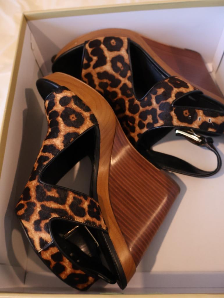 Six pairs of ladies shoes in their original boxes - 12