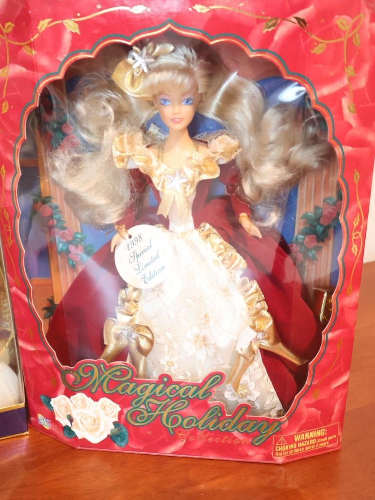 Three Special Edition Holiday Barbie dolls - 4