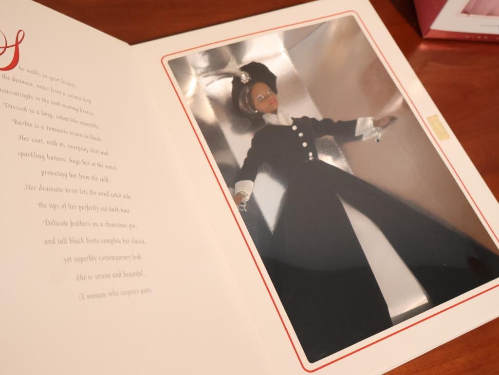 Romantic Interlude Barbie 1996, Pink Ribbon Barbie 2006 - 3