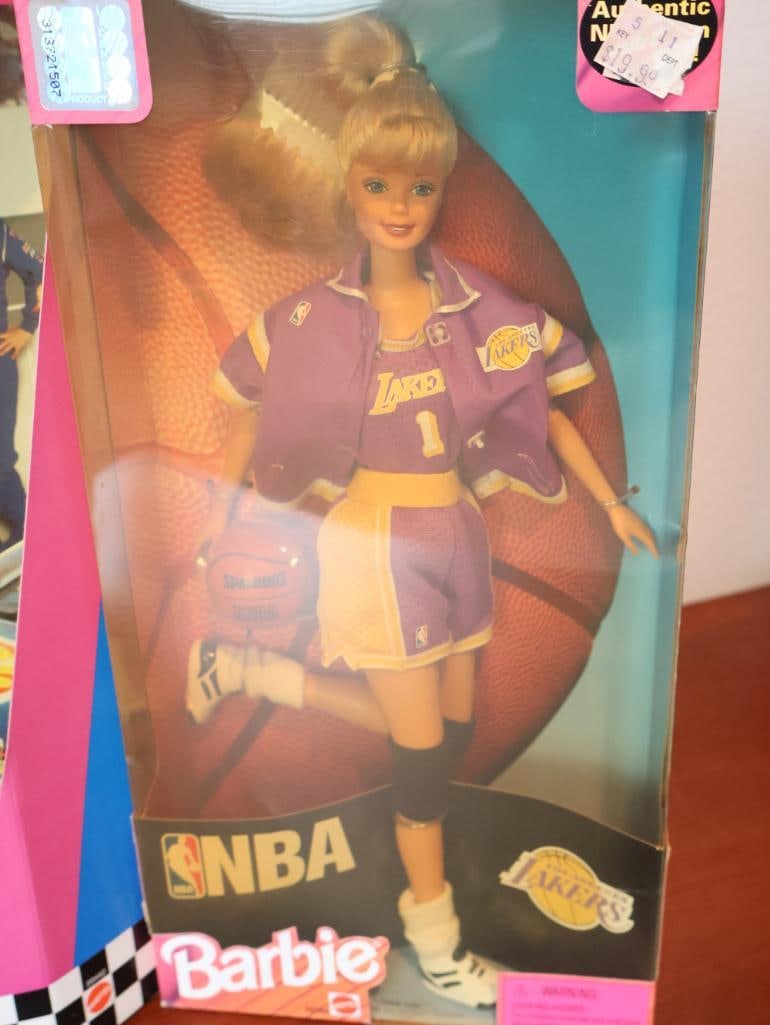 Three collectible Barbie dolls from the late 1990s - 4