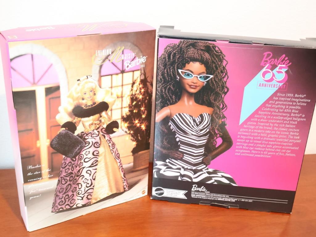 Two collectible Barbie dolls - 4