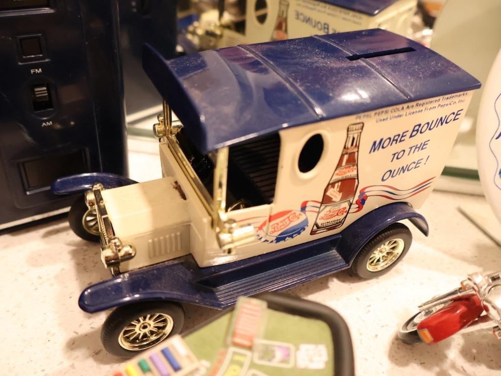 Collection of Pepsi-Cola memorabilia - 14