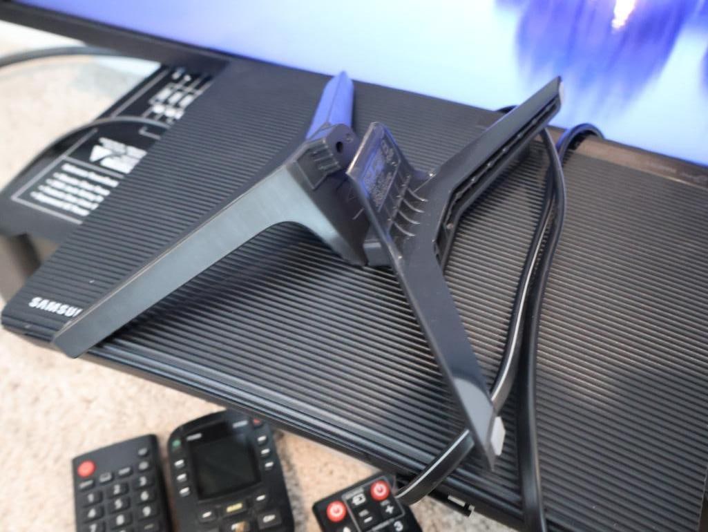 Samsung HT-Z520 Home Theater System - 5