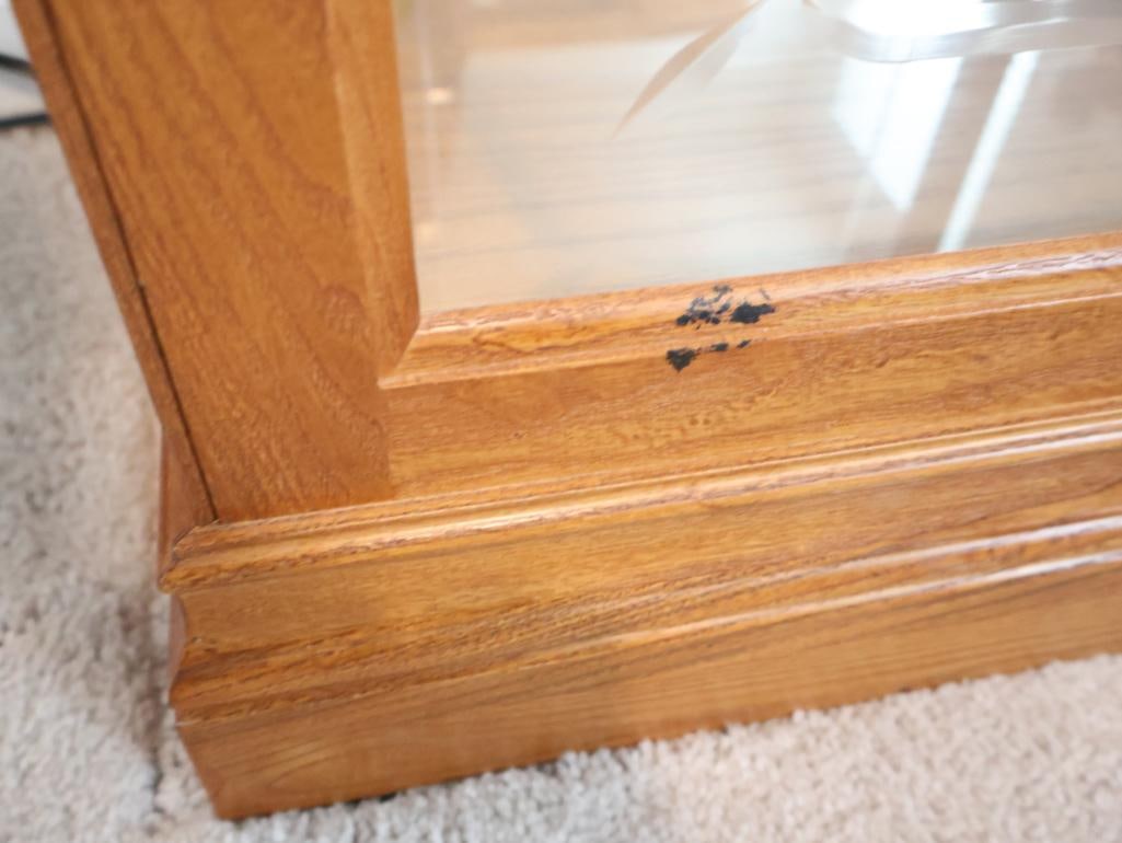 Philip Reinisch Co. Octave Curio Cabinet - 10