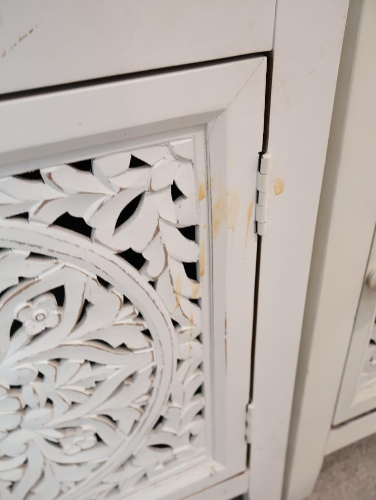 Pair of accent cabinets - 8