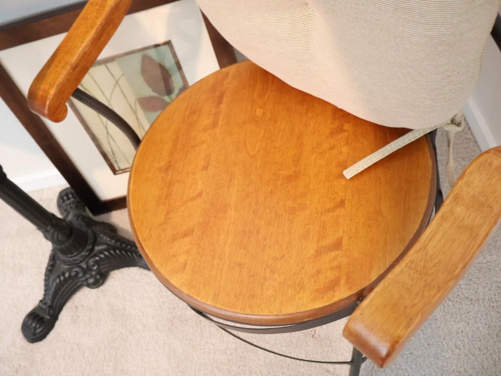 Mix of industrial and vintage-inspired furniture and decor - 2