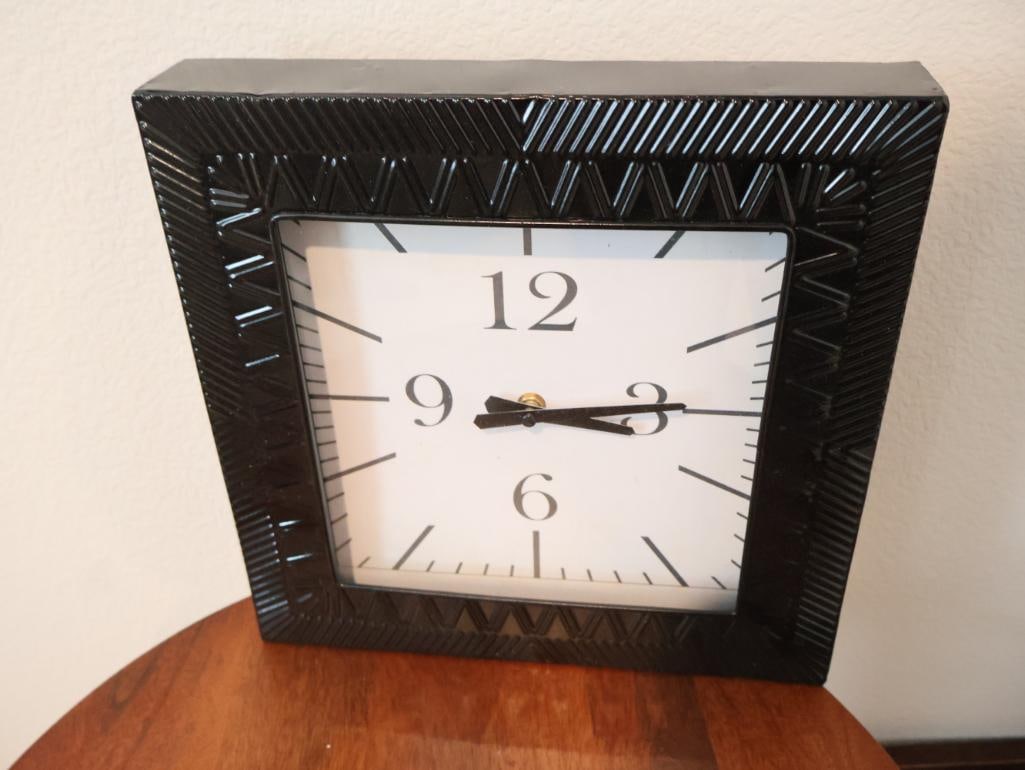 Mix of industrial and vintage-inspired furniture and decor - 9