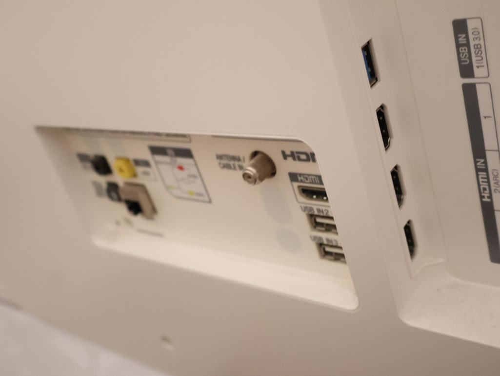 65" LG C7 OLED Extremely Thin Profile TV - 7