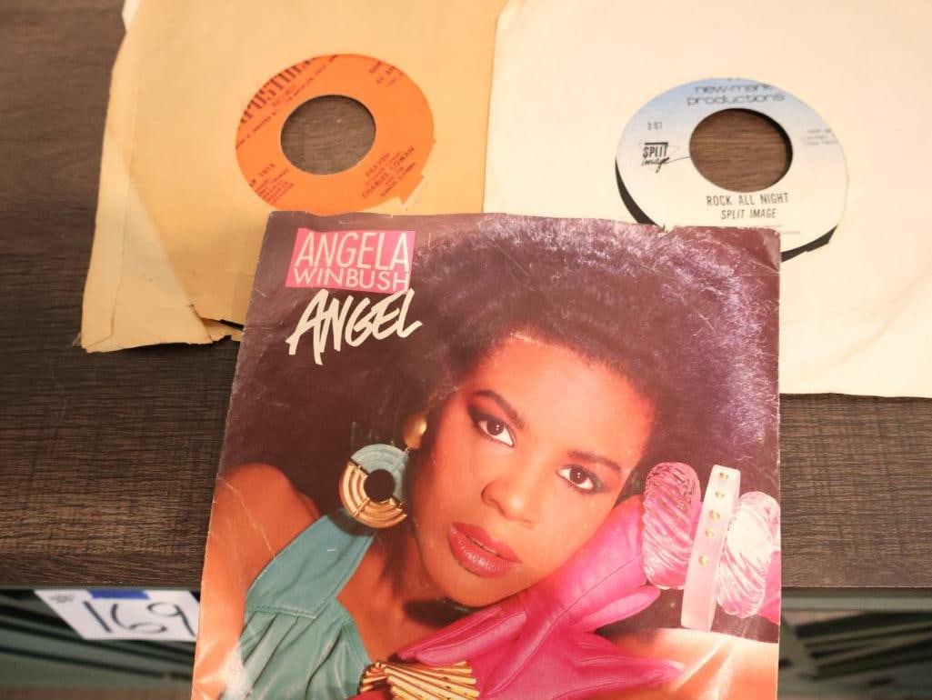 Collection of 7-inch vinyl records 45 RPM - 13