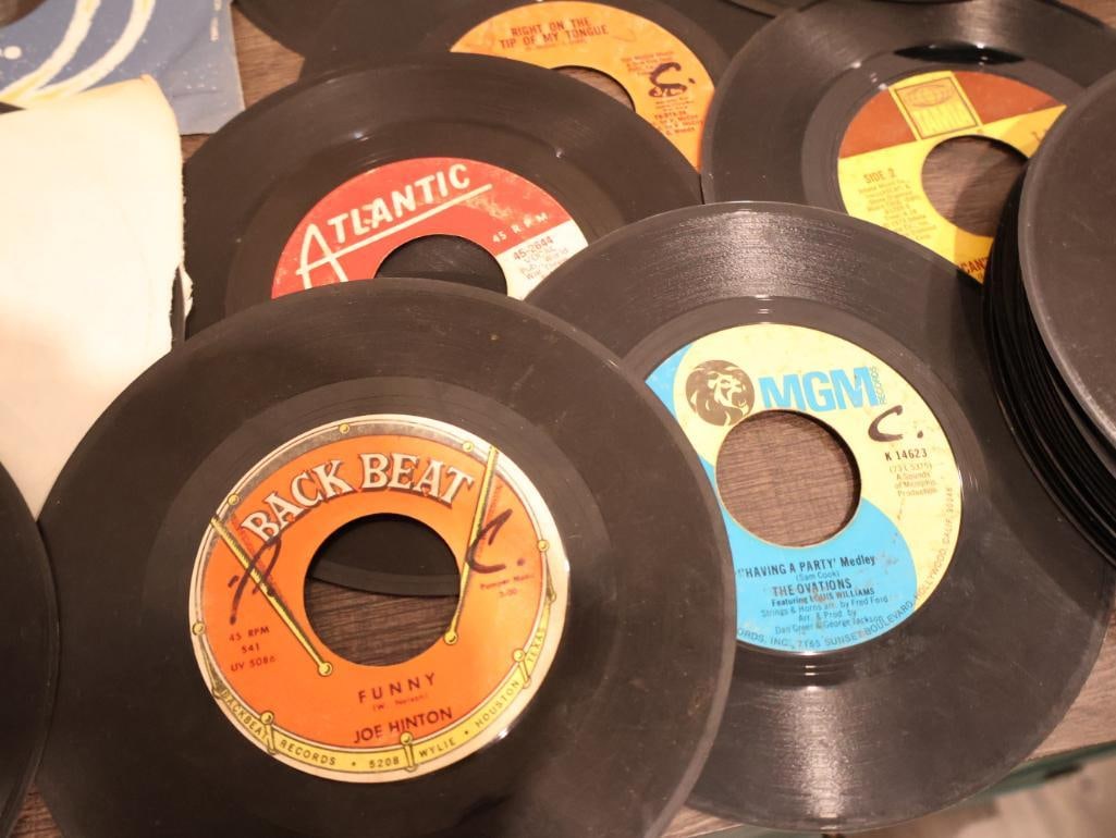 Collection of 7-inch vinyl records 45 RPM - 9