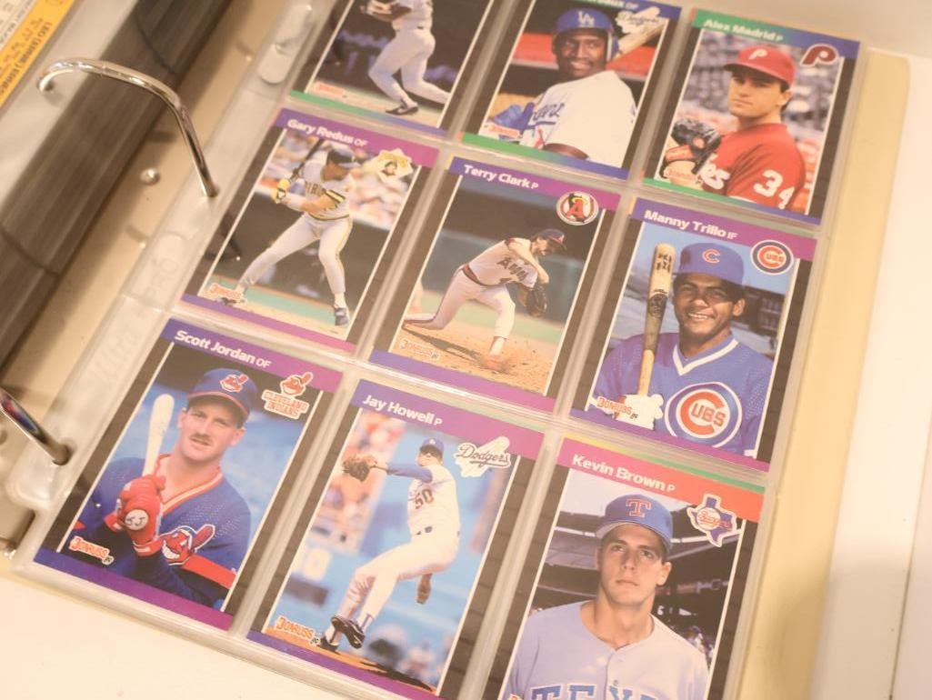 Vintage Collectors Baseball Card Album Filled with cards - 20
