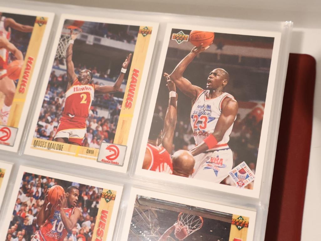 Vintage Basketball Collectors Card Album Filled with cards - 11