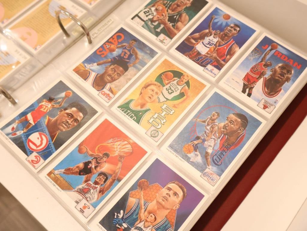 Vintage Basketball Collectors Card Album Filled with cards - 15