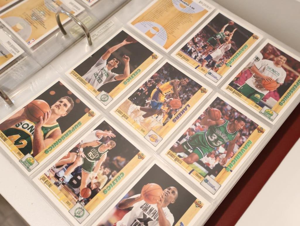 Vintage Basketball Collectors Card Album Filled with cards - 19