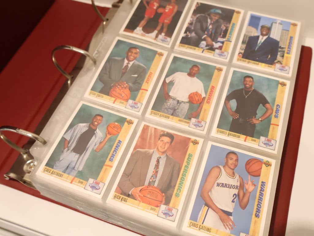 Vintage Basketball Collectors Card Album Filled with cards - 3