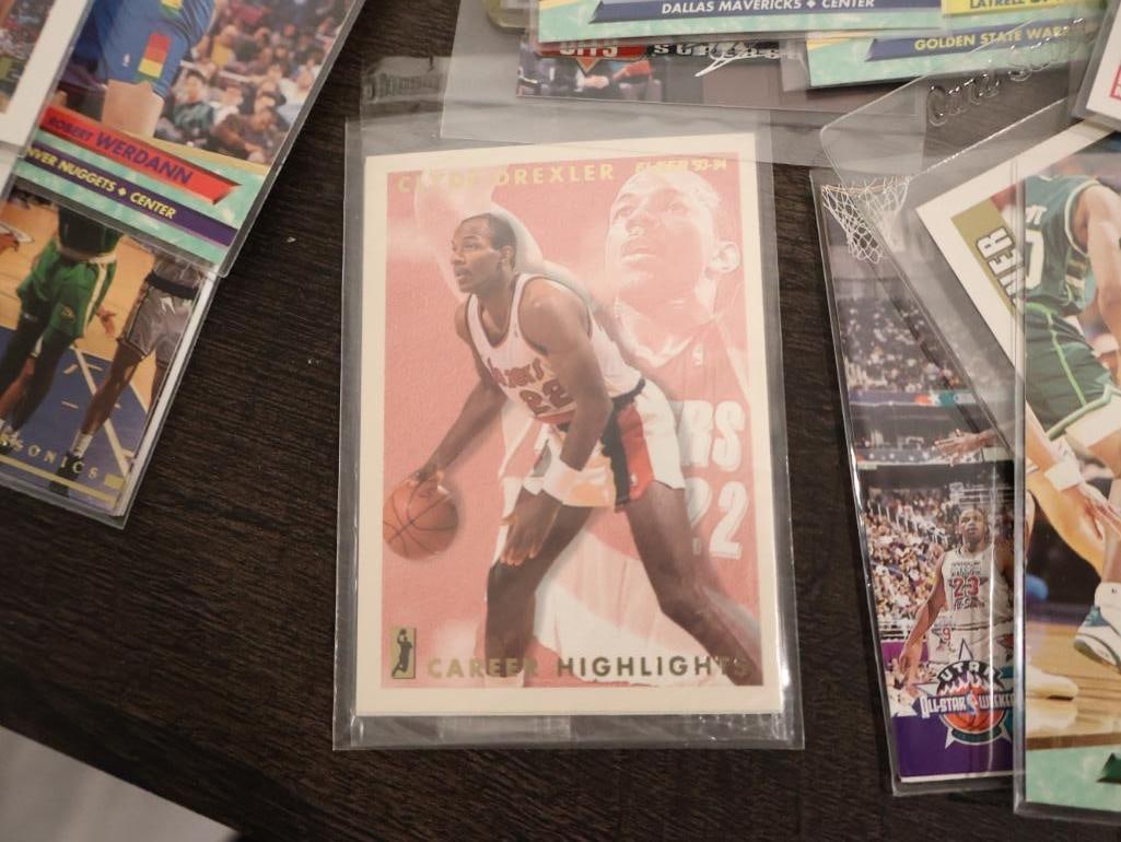 Large collection of vintage basketball cards Including Many Rookie Cards - 11
