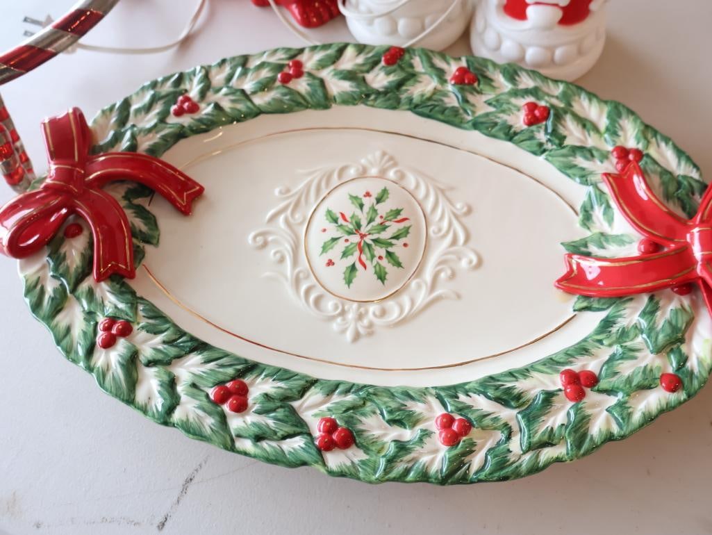 Two Vintage Small Table Top Blow Molds and More - 2