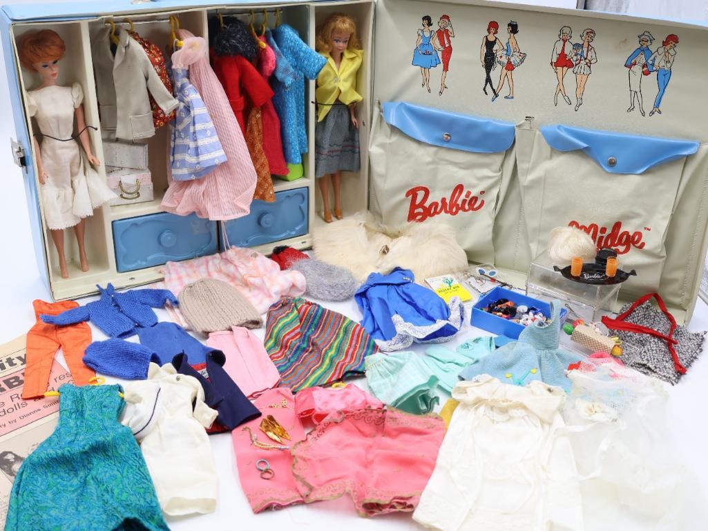 Extensive Collection of Vintage Barbie Dolls and Accessories with Case: This is an amazing collection all packed into a vintage case! Includes vintage Bubble cut hairdo Barbie and Midge doll in a 1963 Barbie and Midge Blue case. This collection includes many different ori