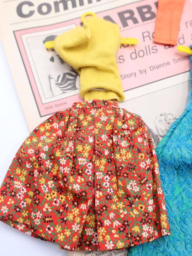 Extensive Collection of Vintage Barbie Dolls and Accessories with Case - 7