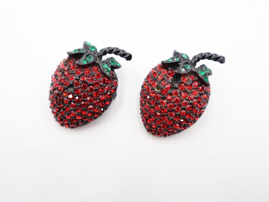 Vintage Weiss Strawberry Earrings and Pins - 7