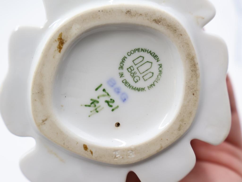 B&G Royal Copenhagen 'Mary with Doll' Porcelain Figure - 7