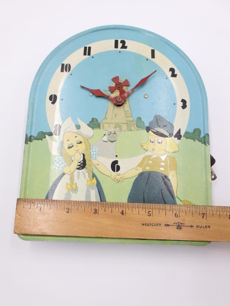 Vintage Dutch Windmill Themed Electric Clock - 2