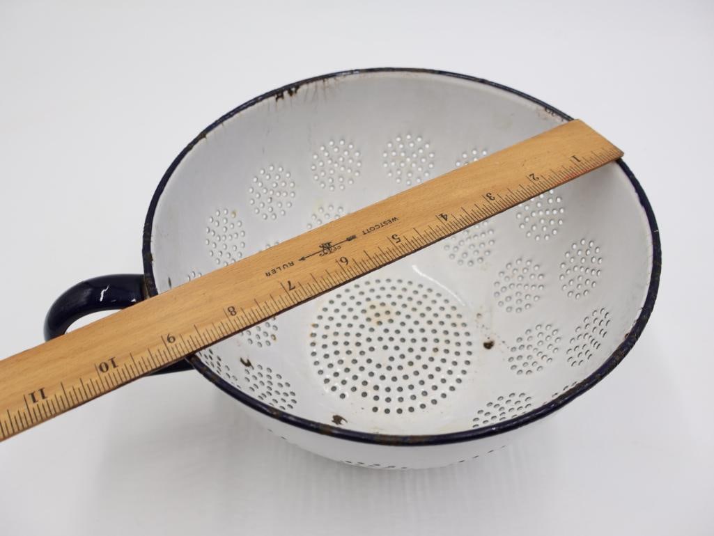 Vintage White Enamel Colander and Grey Graniteware Scoop - 6