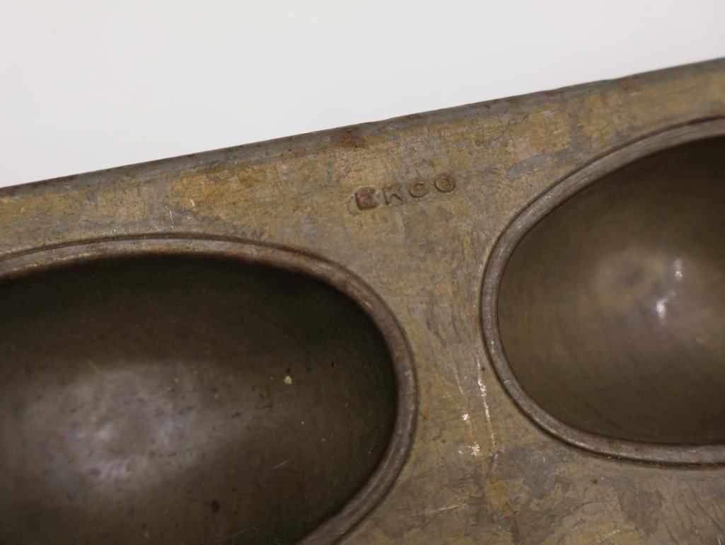 Vintage Large Rare Ekco Brand Easter Egg Mold Pan - 6