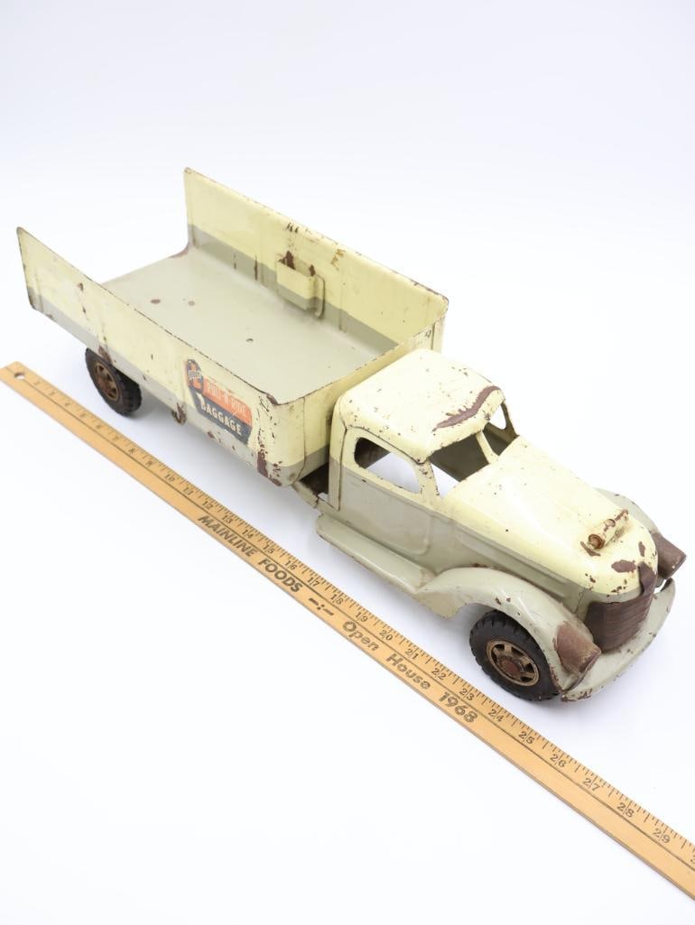 Vintage Large Buddy L 'Pull-N-Ride' Baggage Truck - 2