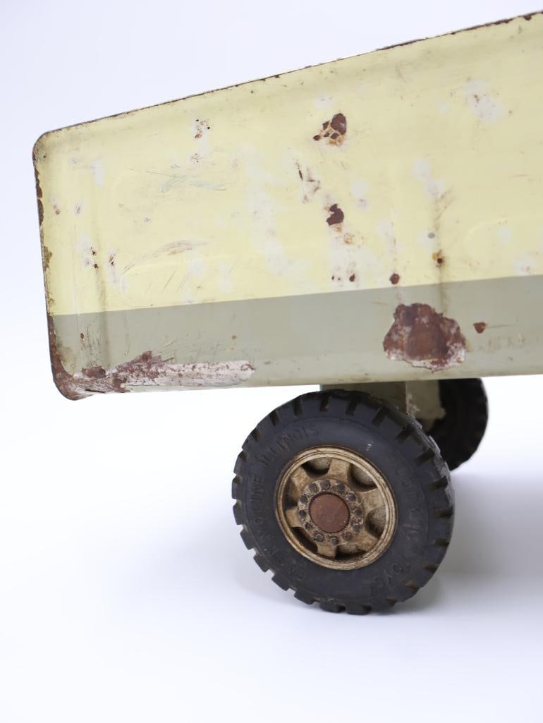 Vintage Large Buddy L 'Pull-N-Ride' Baggage Truck - 8