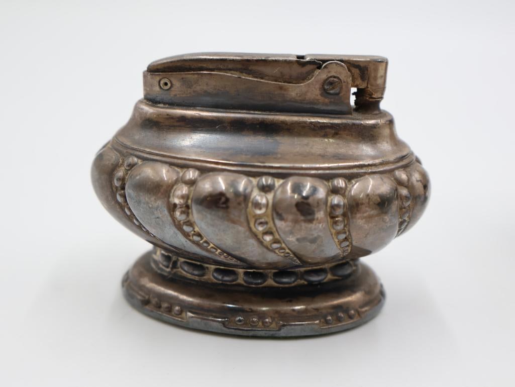 Two Vintage Collectable Lighters - 4