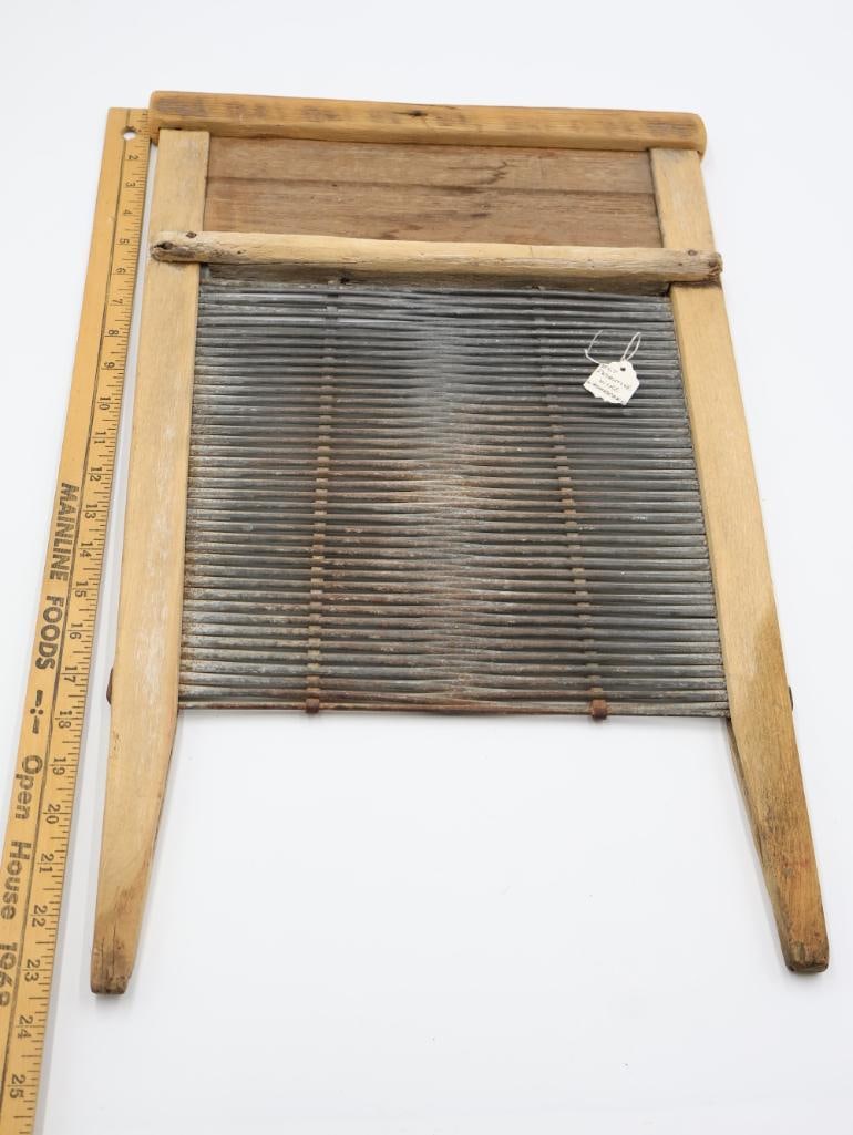 Unique Antique Wire Lattice Wash Board - 2
