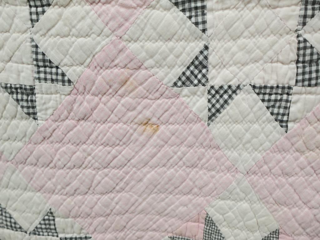 Vintage Handmade Patchwork Star Quilt - 6