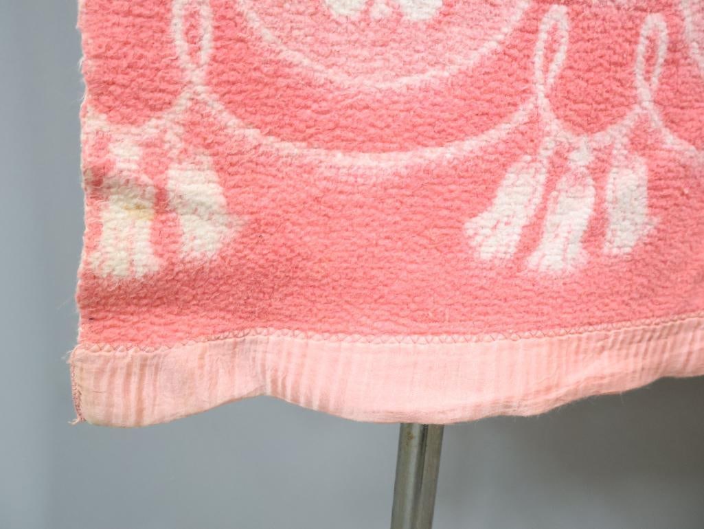 Vintage Satin Edged Pink and White Floral Blanket - 3