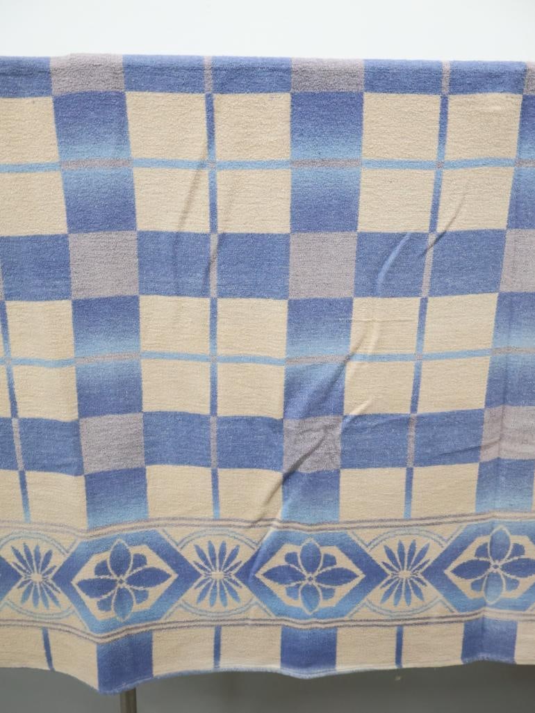 Vintage Blue and White Camp Blanket - 3
