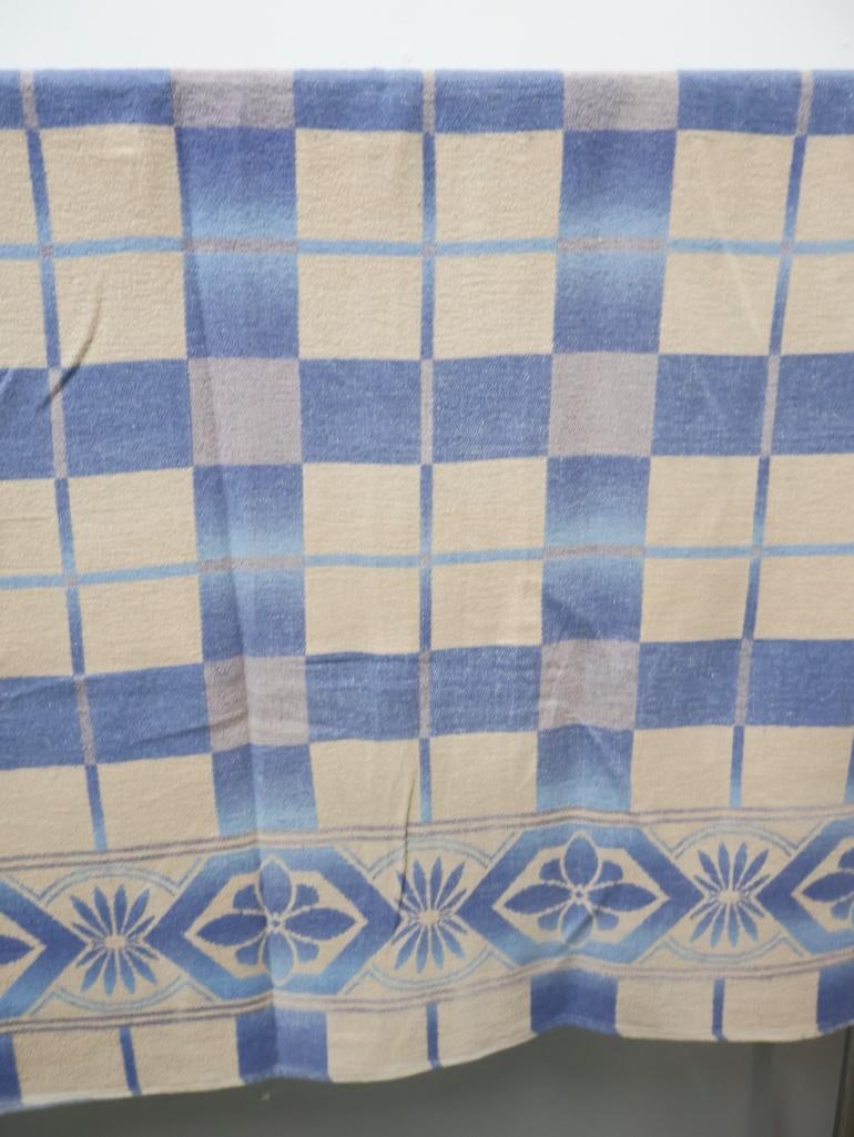 Vintage Blue and White Camp Blanket - 4