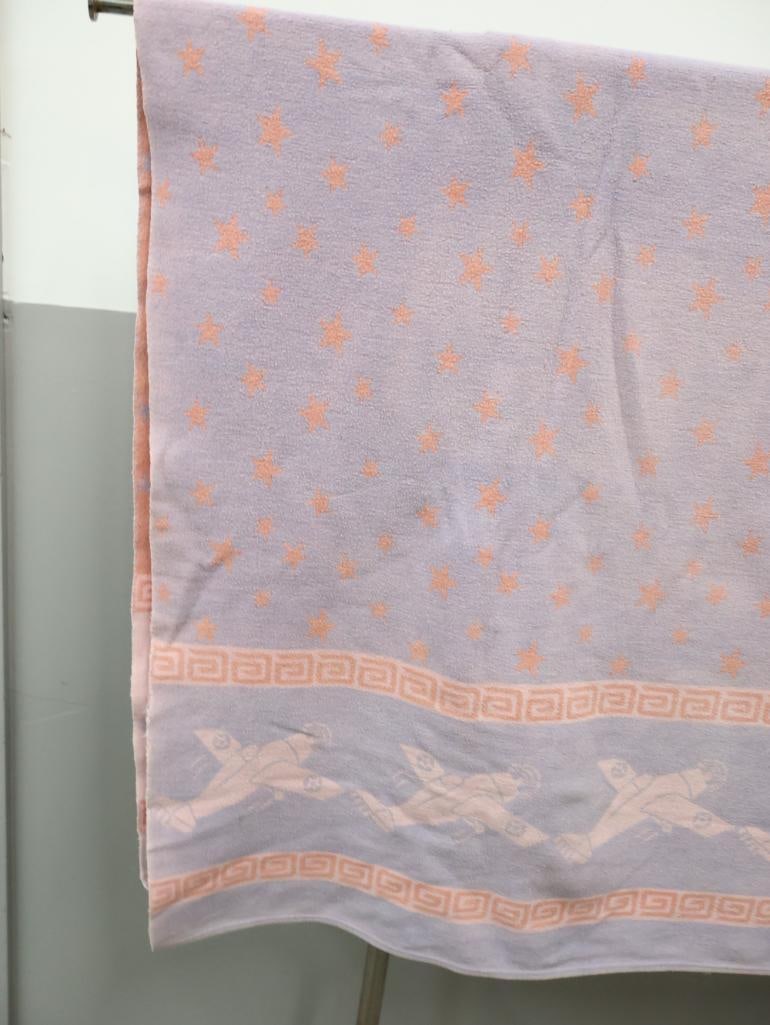 Vintage Beacon-Style Patriotic Camp Blanket - 3