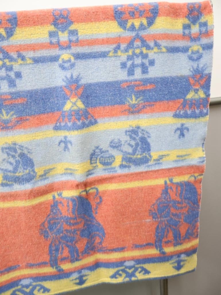 Vintage Beacon Native American Themed Bed/Camp Blanket - 7
