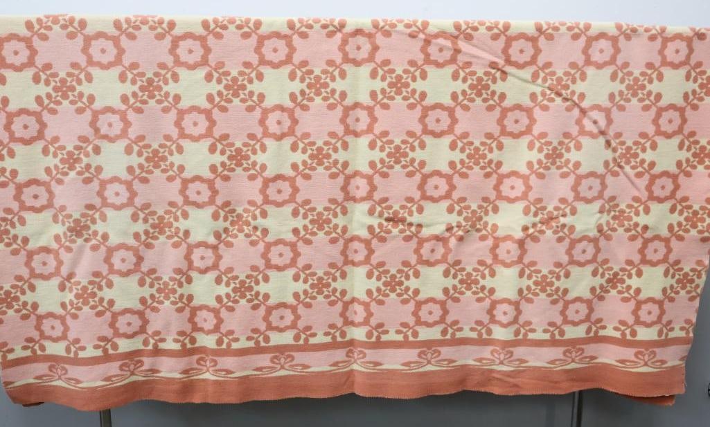 Vintage Pink Floral Camp Style Blanket - 2