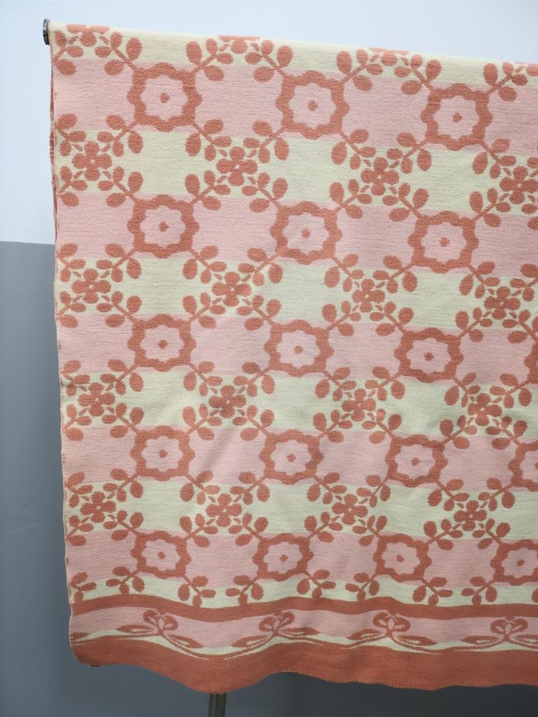Vintage Pink Floral Camp Style Blanket - 3