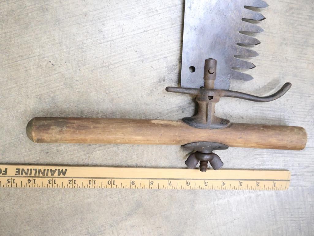 Antique Long Two Man Crosscut Saw with Handles - 3