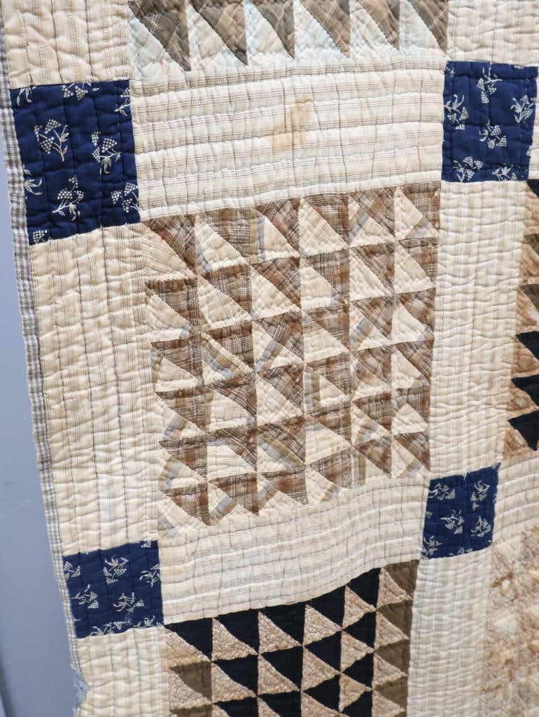 Antique Handmade Patchwork Quilt - 3