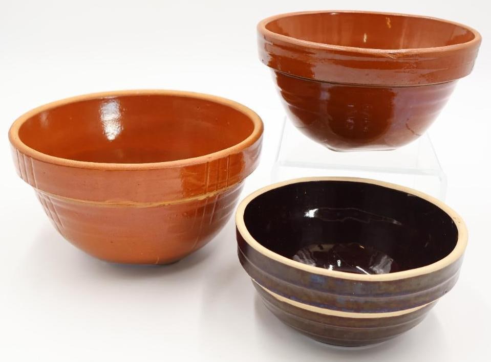 Three Vintage Glazed Stoneware Mixing Bowls (1 of 14)