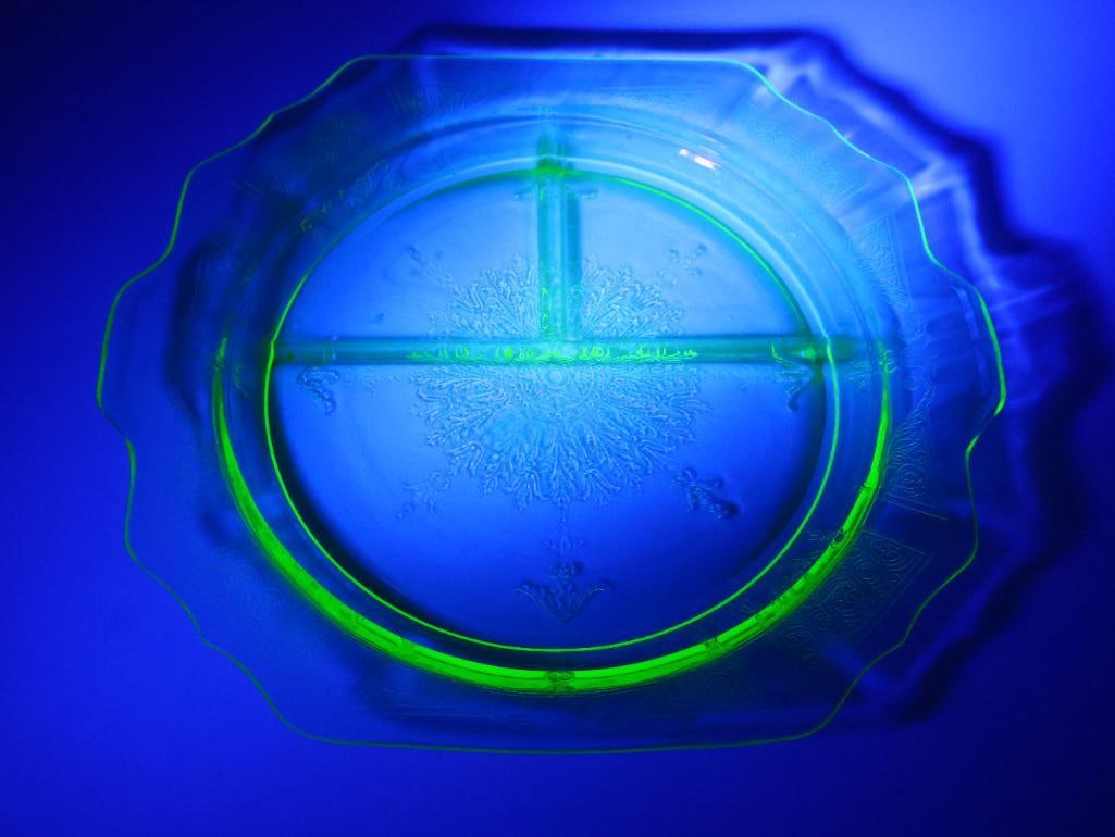 Uranium Green Depression Glass Plate - 6