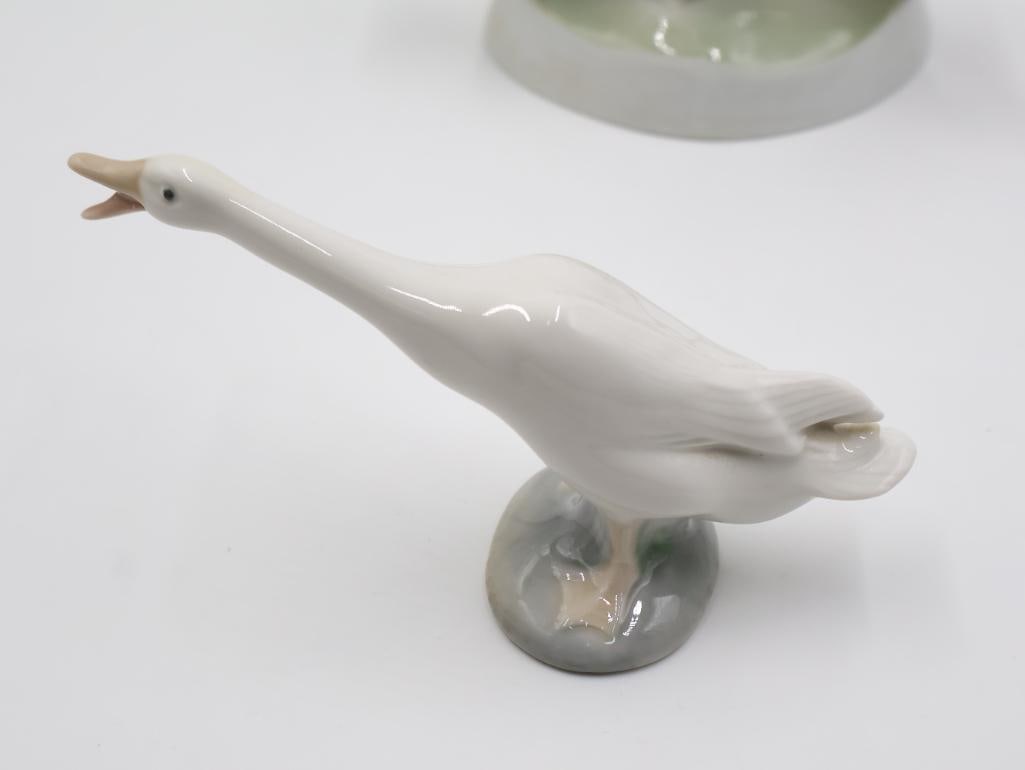 Vintage Lladro and Zsolnay Goose and Duck Statues - 4