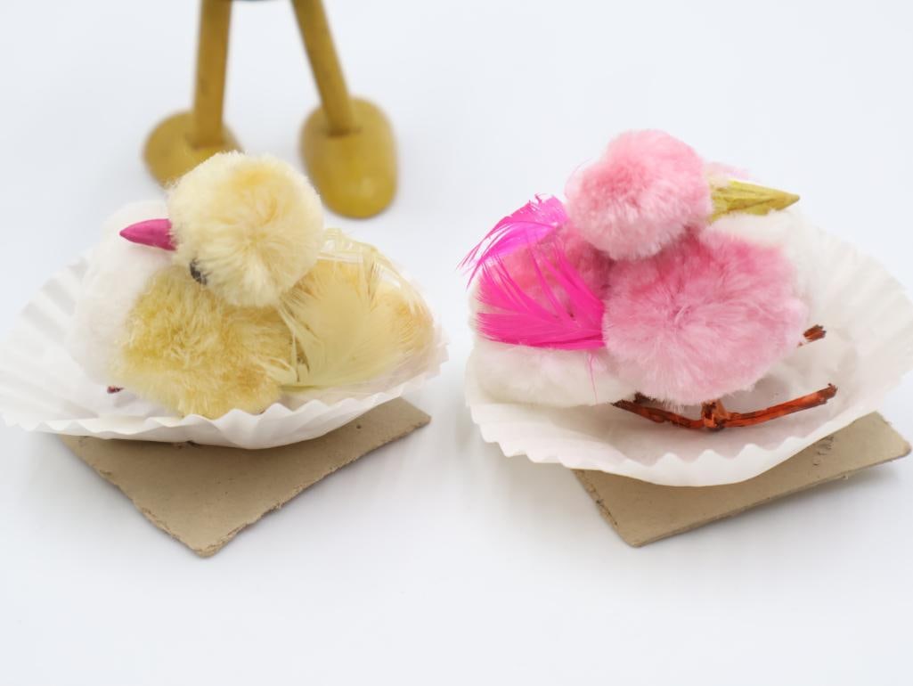 Vintage Wooden Bead Crow Toy and Two Puffball Chicks - 4