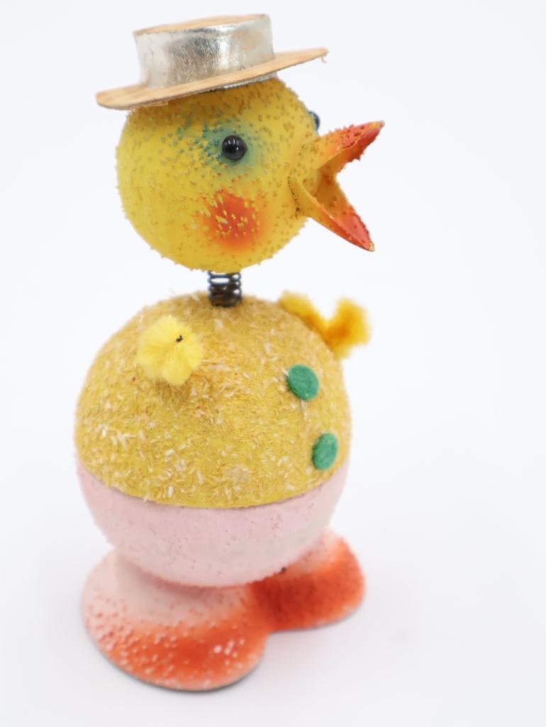 Vintage German Papier-Mache Easter Candy Container with Pink Bottom - 5