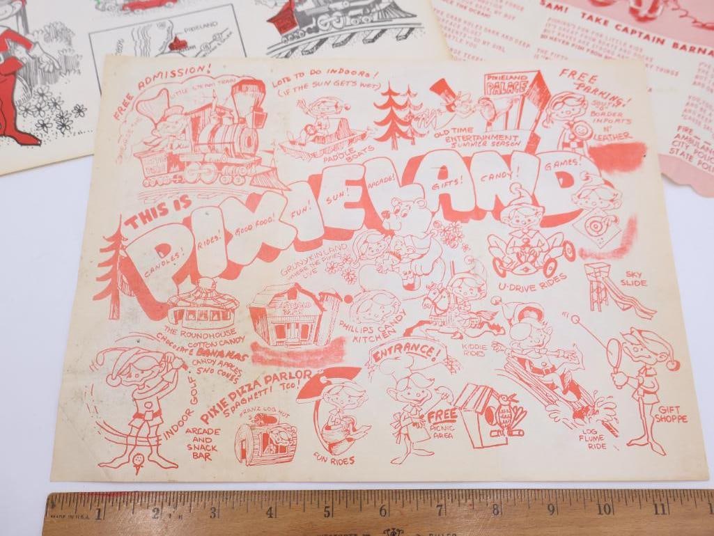 Collection of Vintage Pixieland Oregon Souvenirs - 11