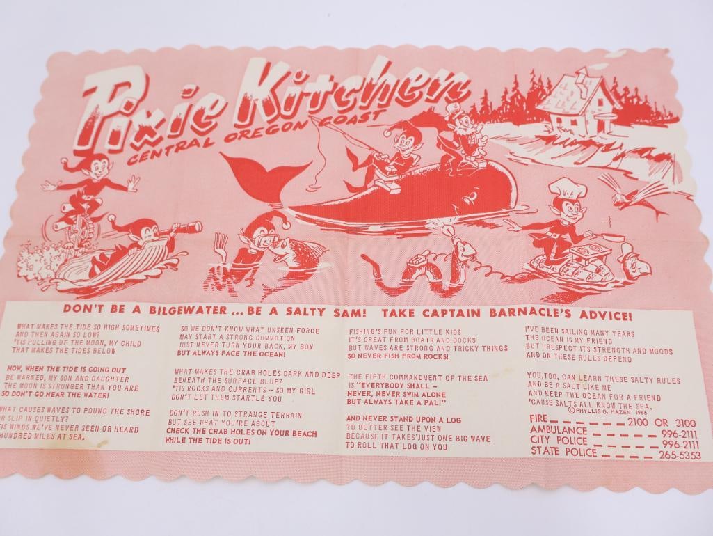 Collection of Vintage Pixieland Oregon Souvenirs - 16